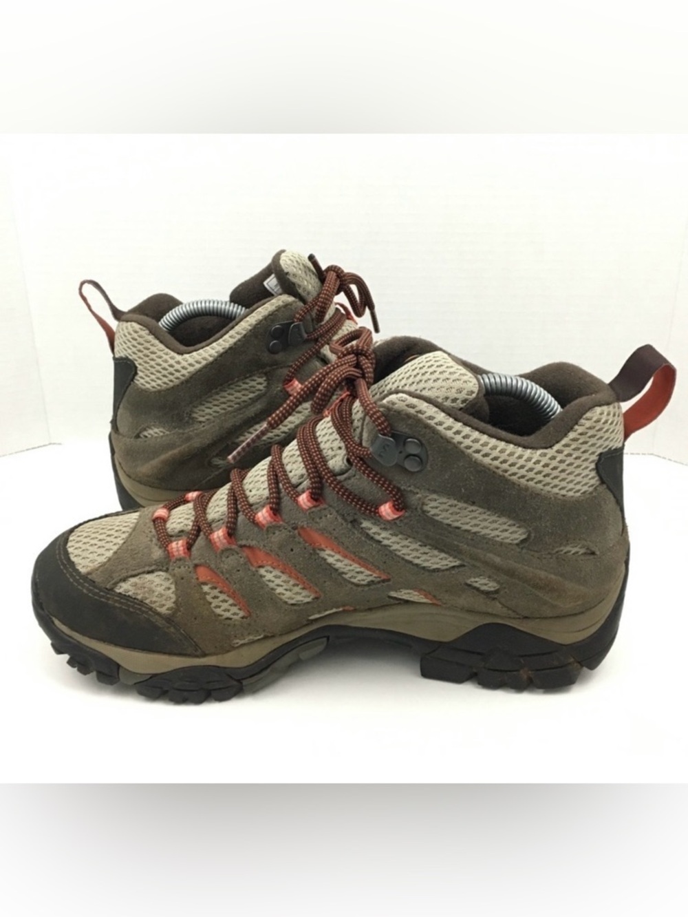 Merrell Women’s Moab 2 Mid Waterproof Shoes Size 8.5